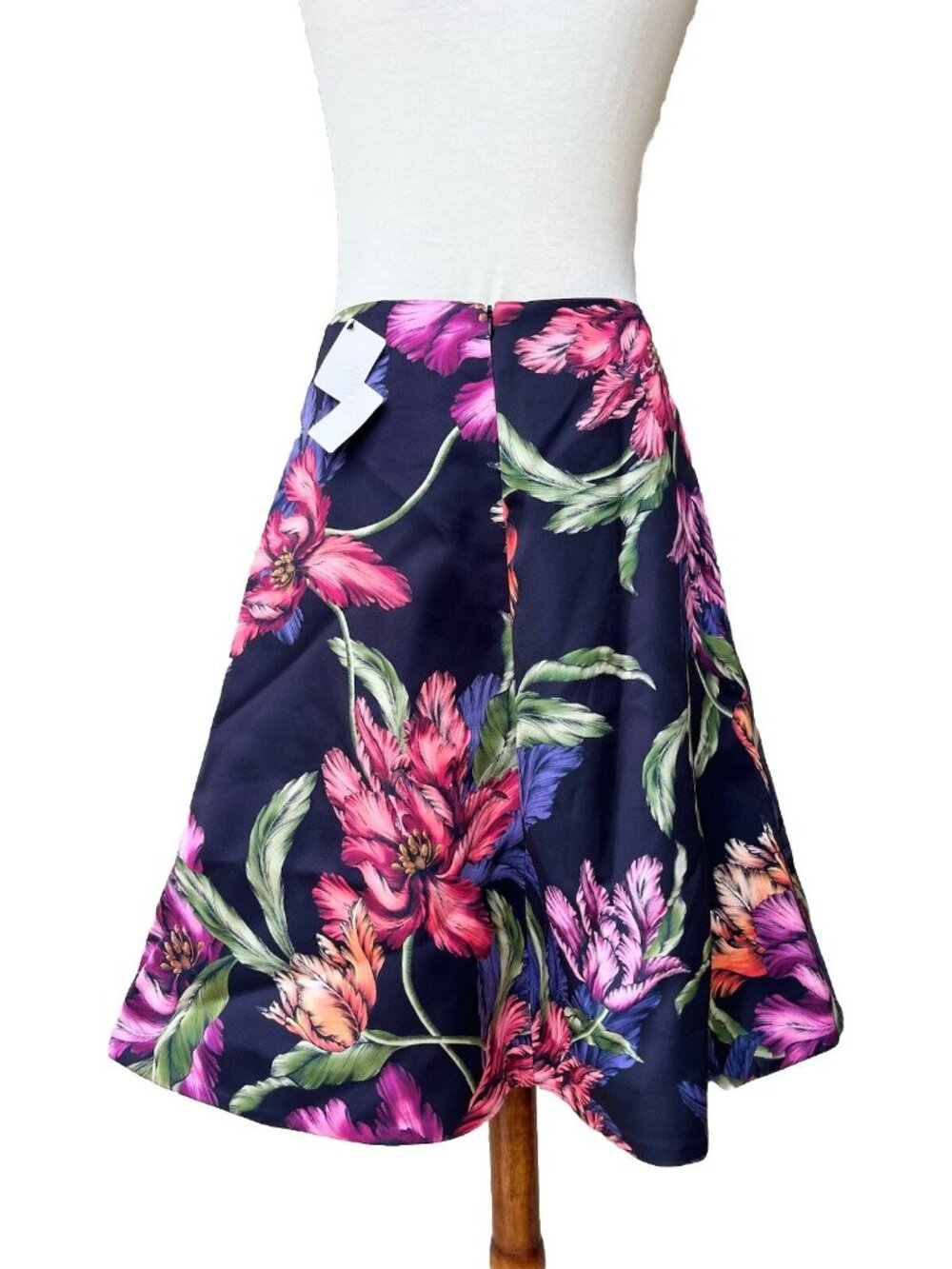 Cameo Night Lily Tropical Floral Midi Skirt Size L Black Lined - Picture 16 of 16